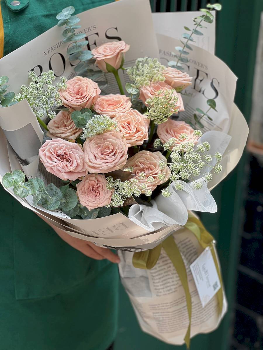 Bó hồng Capuchino